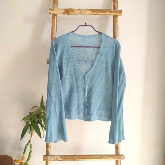 🎂 Bell Sleeve Light Blue Cardigan - Picture 15 of 15